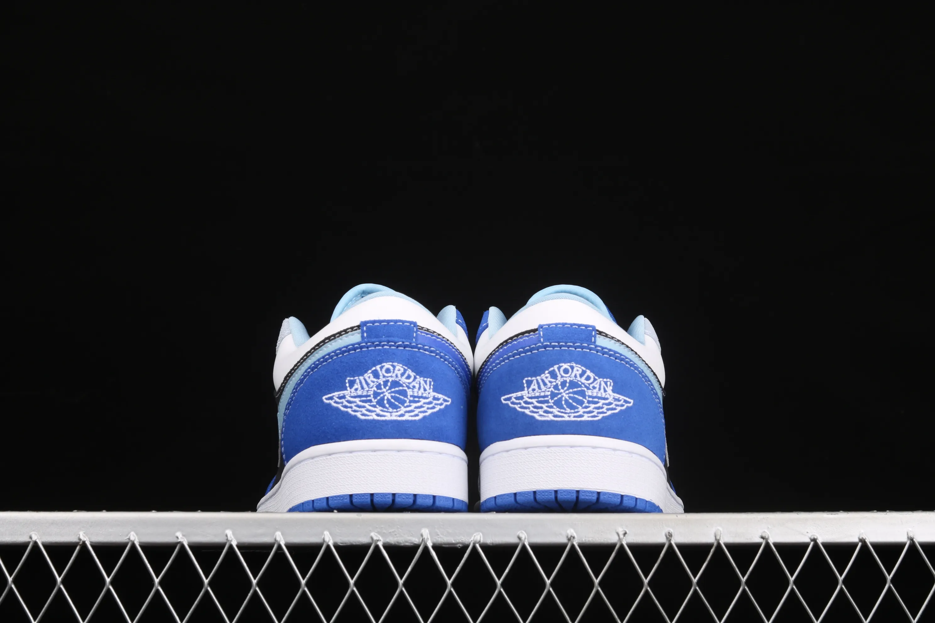 All categories Air Jordan Jordan series basketball shoes Air Jordan 1 Low Air Jordan 1 Low AJ1 Joe 1 low-top cultural and leisure sports sneakers DH0206-400
